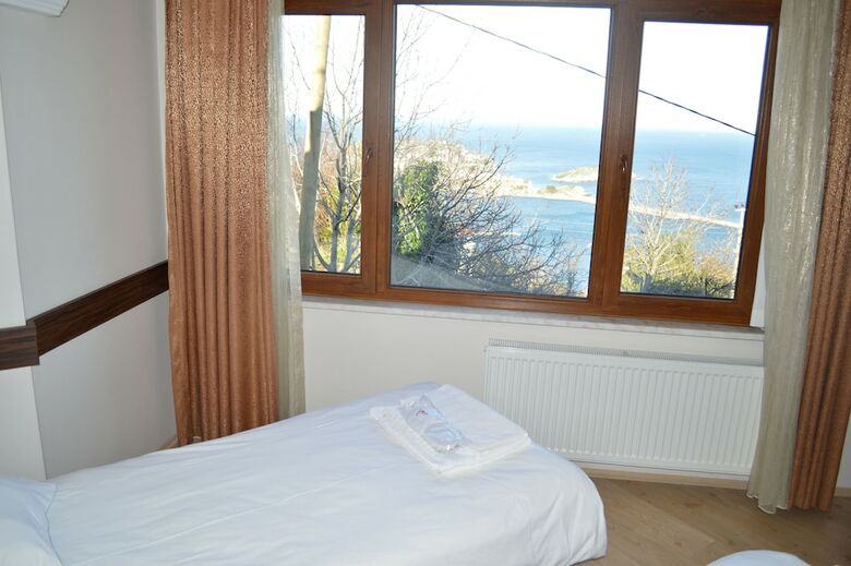 Hostal Amasra Ceylin Bed & Breakfast