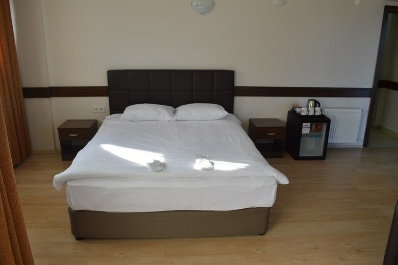Hostal Amasra Ceylin Bed & Breakfast