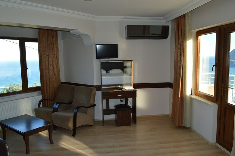 Hostal Amasra Ceylin Bed & Breakfast
