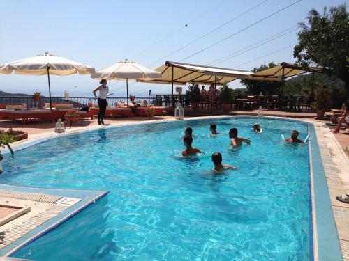 Hotel �ngen Country