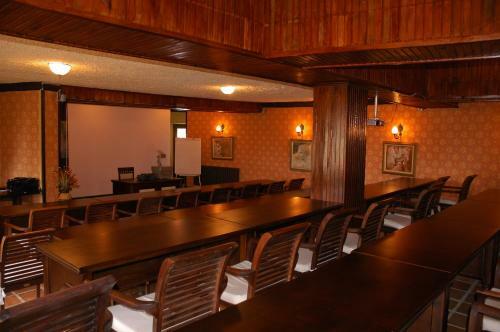 Hotel �ngen Country