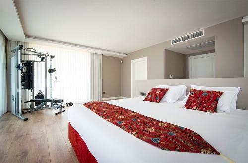 Uzunyurt Villa Sleeps 4