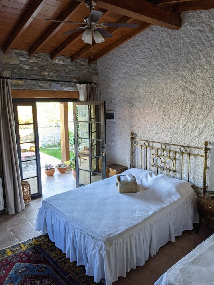 Hostal Bahab Guest House
