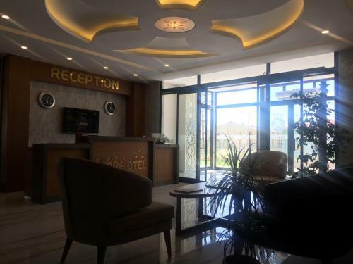 Garden Zara Hotel