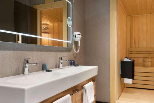 Hotel Ramada By Wyndham Tire
