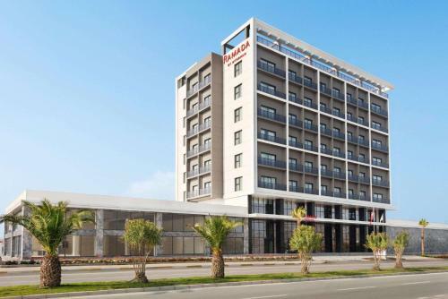 Hotel Ramada By Wyndham Tire