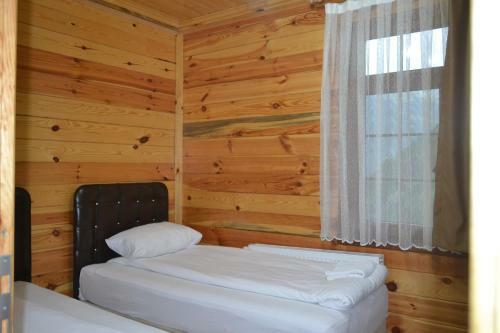 Ozturk Apart