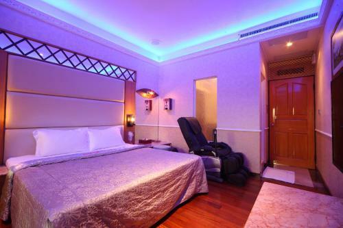 Rose Garden Motel