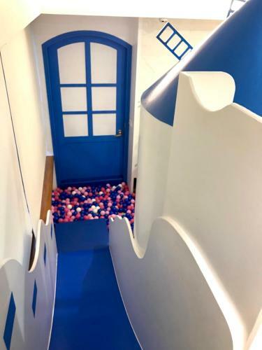 Fun Holiday Family Hostel