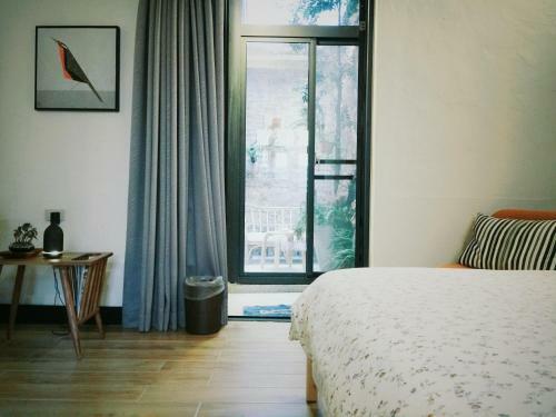 Xiaobei Home2