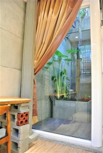 Hostal Chung Fu Inn