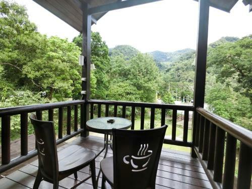 Bed & Breakfast Star Coffee & Homestay