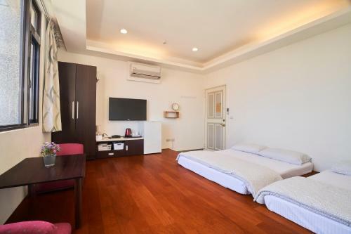 Hostal Migratory Birds Hotel