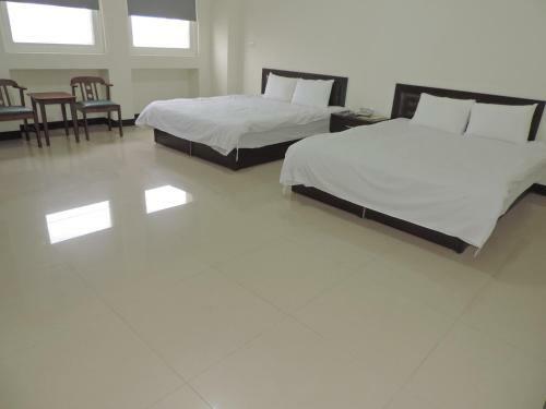 Albergue Queen's Hotel