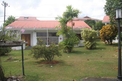 Bed & Breakfast Daniella's Bungalows