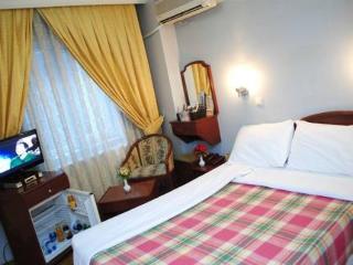 Hotel Grand Mark