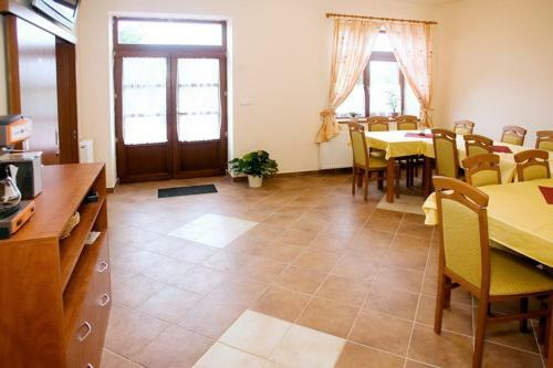 Hostal Pension Smetanuv Statek
