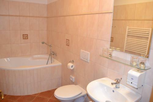Hostal Penzion Nad Oborou