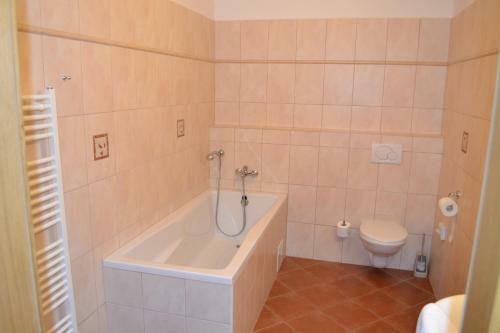 Hostal Penzion Nad Oborou