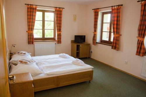 Hostal Penzion Nad Oborou