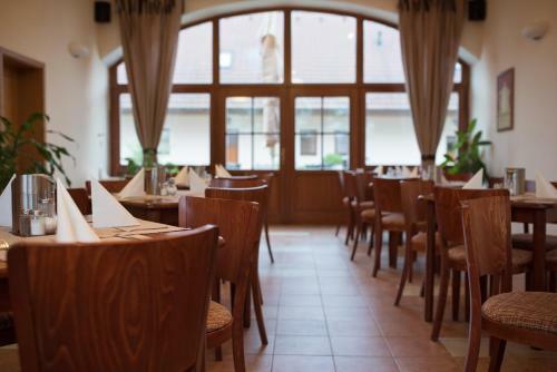 Hostal Penzion Nad Oborou