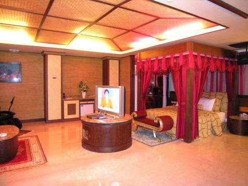 Daniel Spa Motel