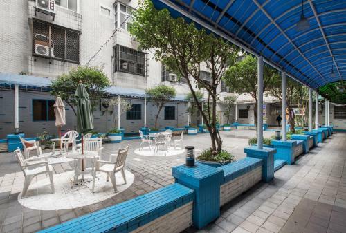 Shanghai Hotel