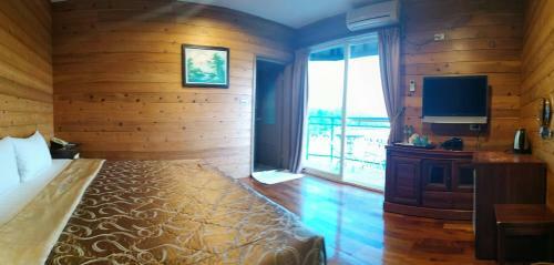 Bed & Breakfast Crystal Jade Chalet