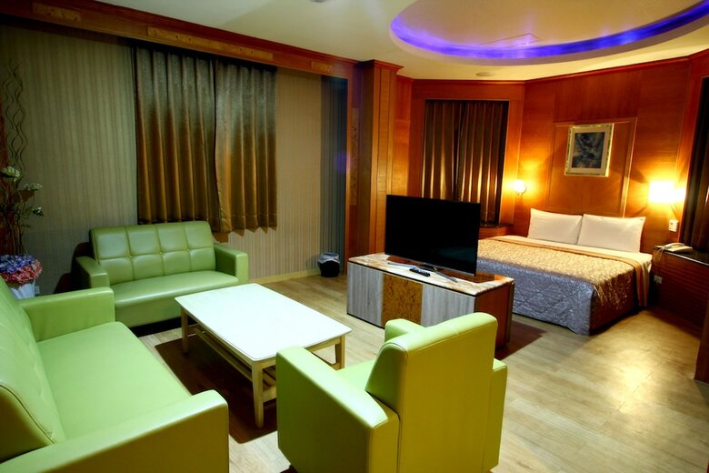 Wen Mei Motel