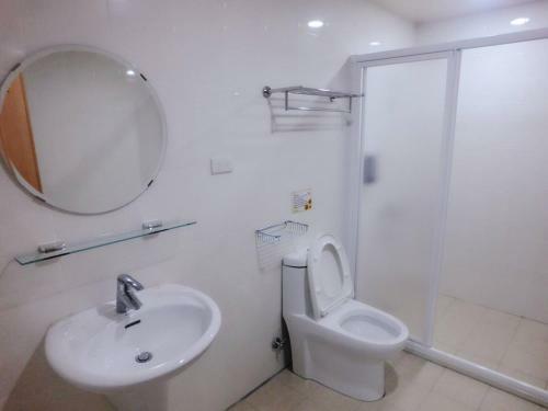 Hostal Sky Blue Guest House