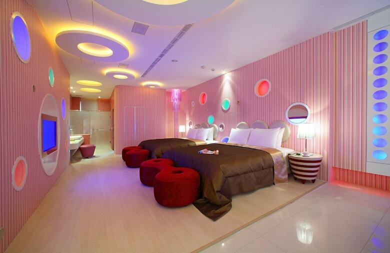 Hotel Le Chateau Motel