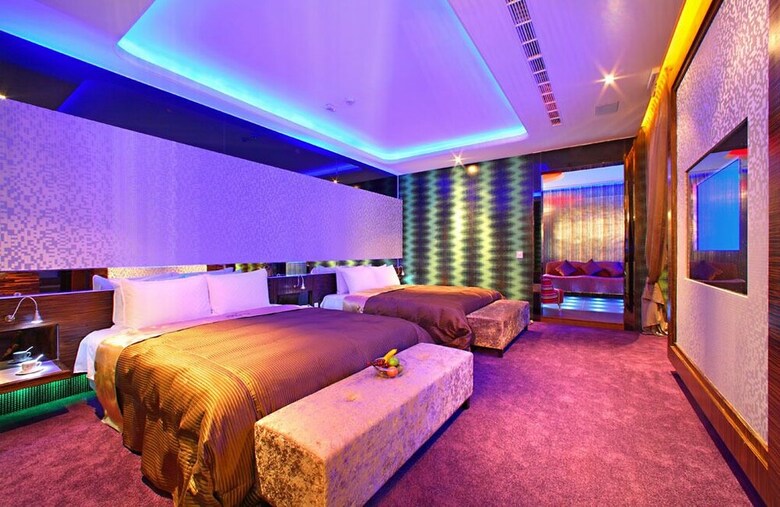 Hotel Le Chateau Motel