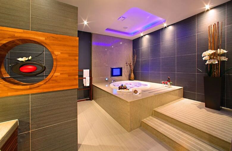 Hotel Le Chateau Motel