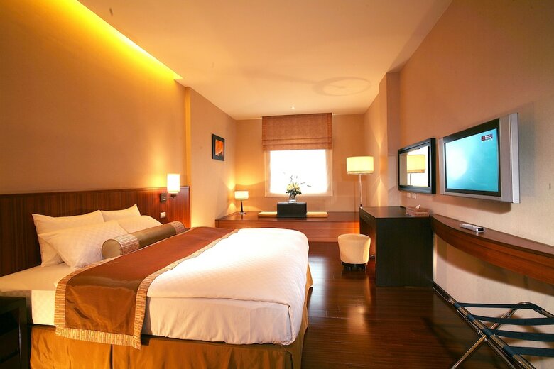 Hotel Young Lake Resort