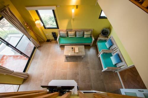 Outline B&B