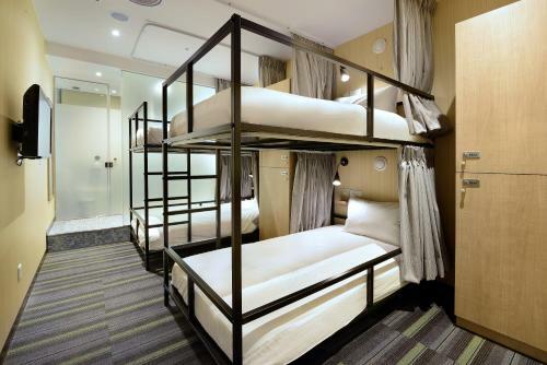 Park City Inn & Hostel
