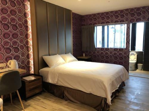 Honest & Warm Hotel