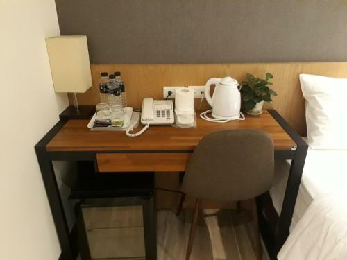 Honest & Warm Hotel