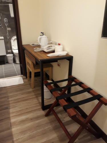 Honest & Warm Hotel