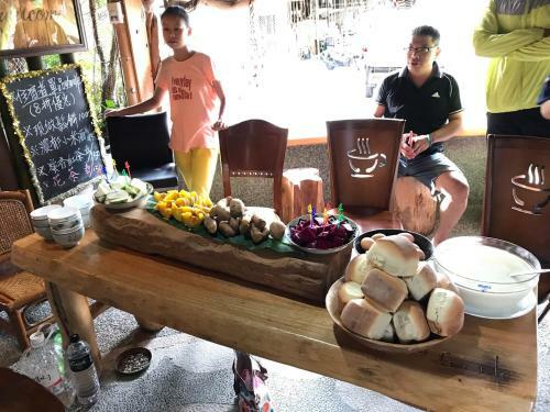 Ethnic Language Coffee B&B