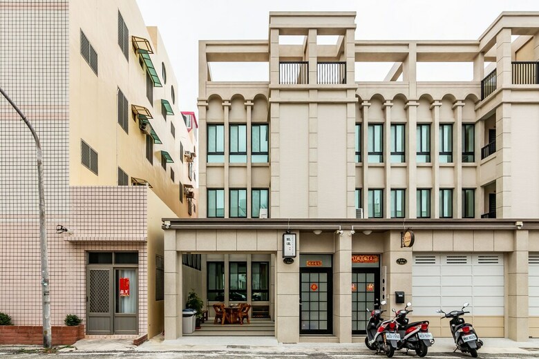 Bed & Breakfast King Win Homestay