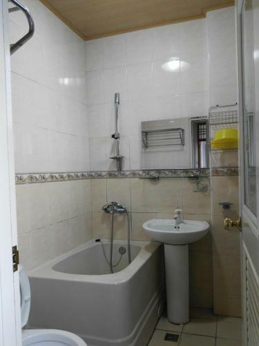 Qun Feng Hotel