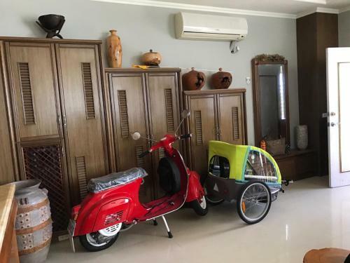 Bed & Breakfast Emaly Homestay