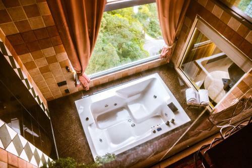Hi-star View Hotel