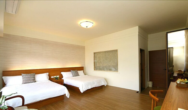 Bed & Breakfast Residents With Easy Places