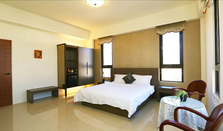 Bed & Breakfast Residents With Easy Places