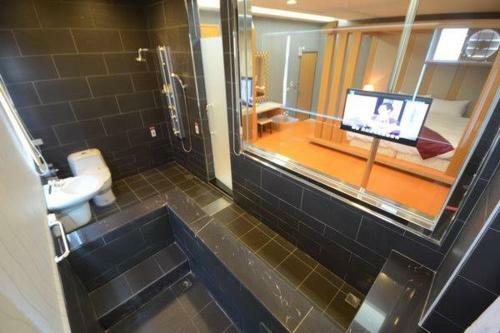 Hostal Li Quan Hot Spring Resort