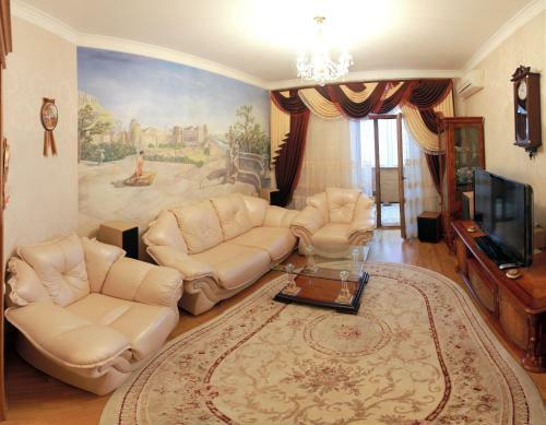 New Luxury 2 Rooms Apartment