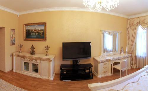 New Luxury 2 Rooms Apartment