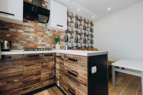 Luxury Apartments Neer Lavina